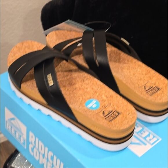 Reef Cushion Bloom Hi Slide Sandal- Black/Tan - Picture 8 of 8